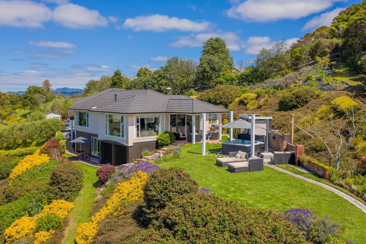 Bayview Valley Lodge Bed & Breakfast Whitianga Buitenkant foto