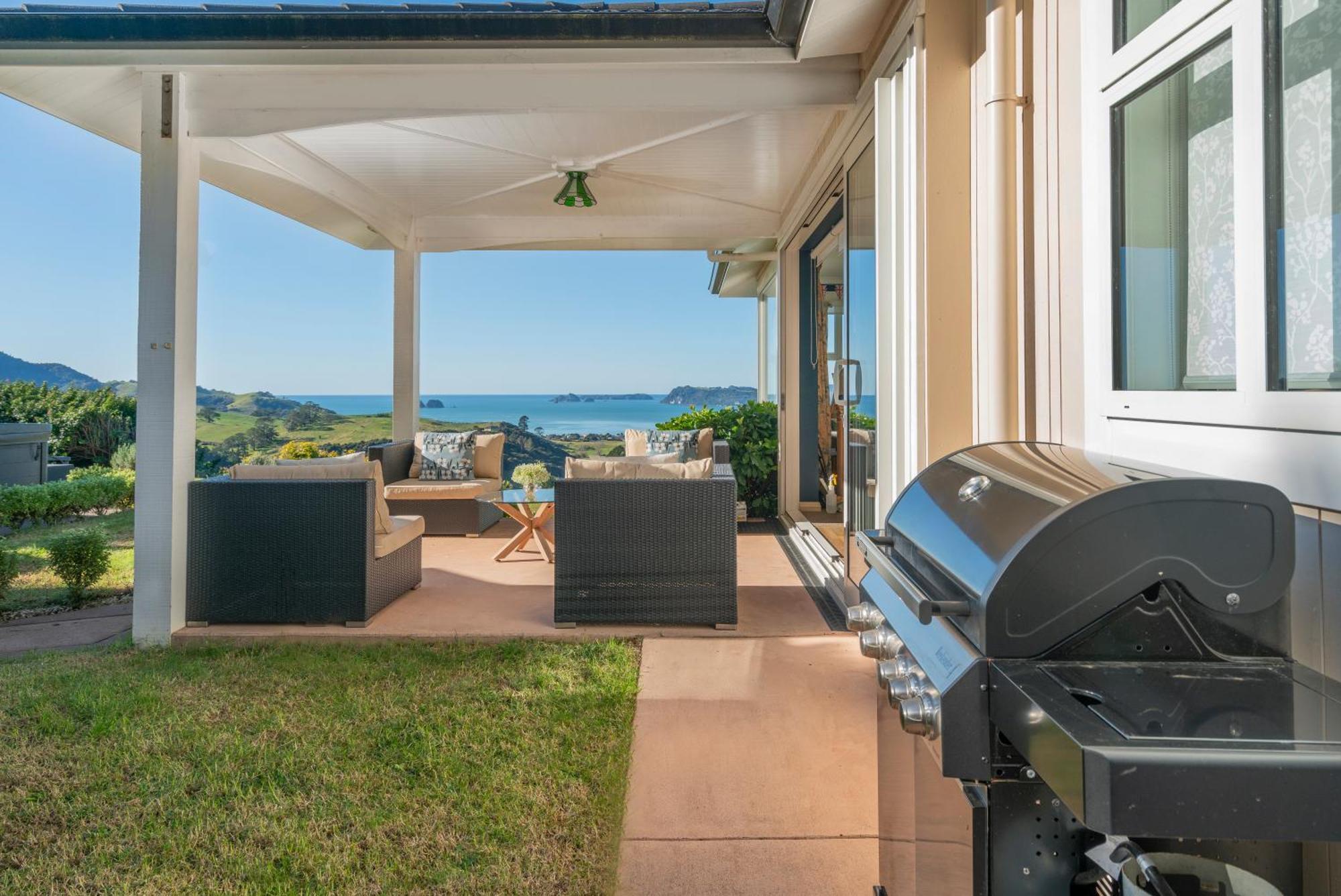 Bayview Valley Lodge Bed & Breakfast Whitianga Buitenkant foto