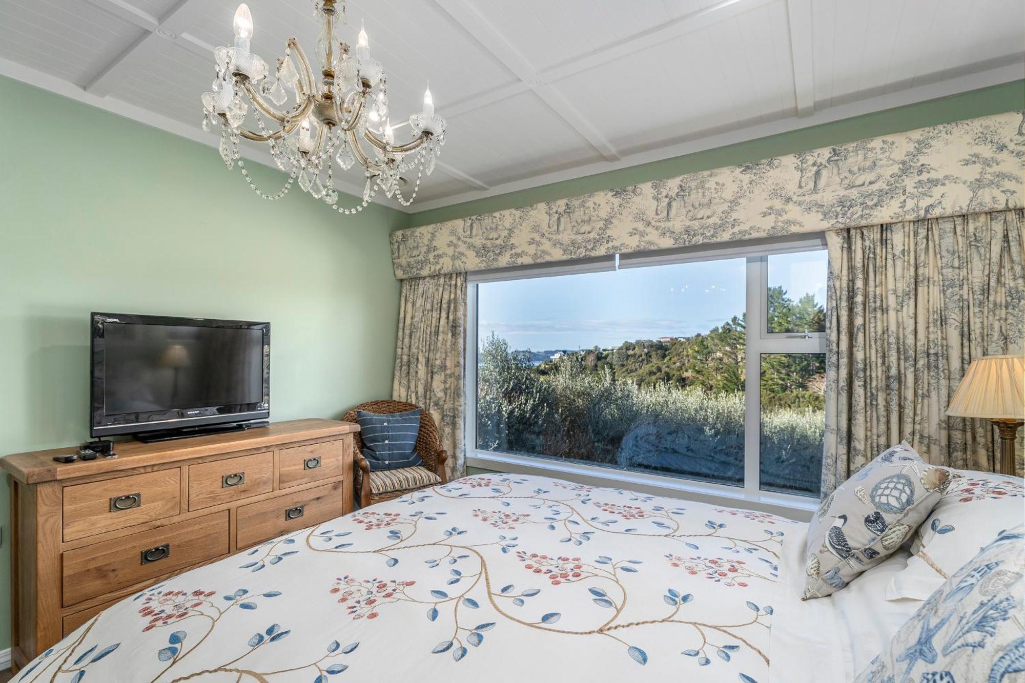 Bayview Valley Lodge Bed & Breakfast Whitianga Buitenkant foto